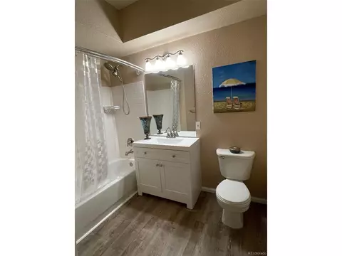 Undisclosed, Aurora, CO 80017 photo 17