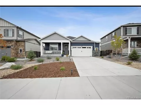 30 N Vandriver Way, Aurora, CO 80018