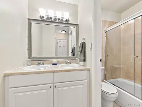 Bath - 3161 Madison Ave #N-N-104, Boulder, CO 80303 photo 4 of 5