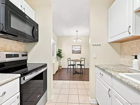 Kitchen - 3161 Madison Ave #N-N-104, Boulder, CO 80303 photo 1 of 4