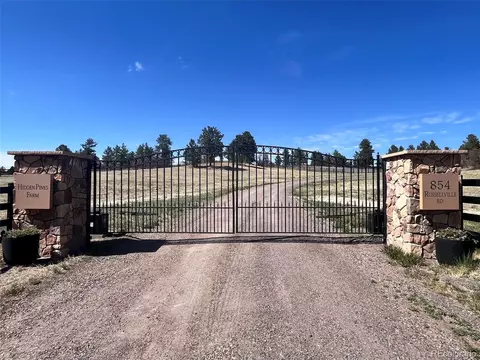 854 N Russellville Rd, Franktown, CO 80116