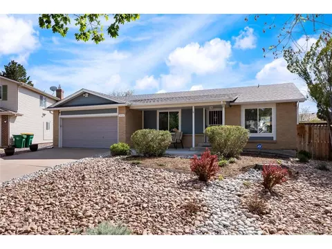 Exterior - 18622 E Kent Dr, Aurora, CO 80013 photo 2 of 12