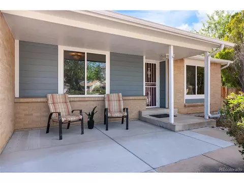 Exterior - 18622 E Kent Dr, Aurora, CO 80013 photo 4 of 12