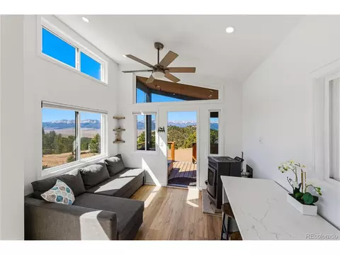 Living - 32 Peerless Cir, Westcliffe, CO 81252 photo 3 of 3