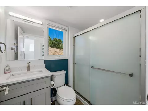 Bath - 32 Peerless Cir, Westcliffe, CO 81252 photo 1 of 3