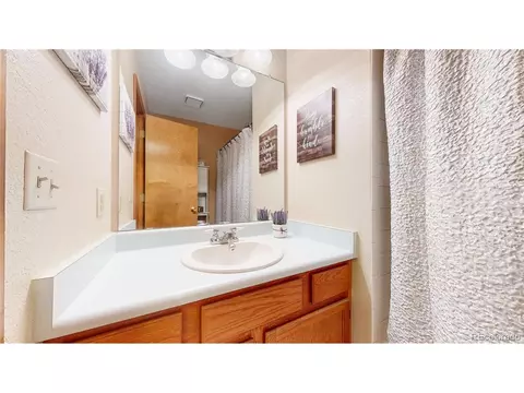 17588 E Dickenson Pl, Aurora, CO 80013 photo 25