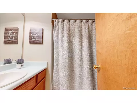 17588 E Dickenson Pl, Aurora, CO 80013 photo 26