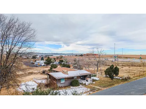 3621 Kalispell St, Aurora, CO 80011
