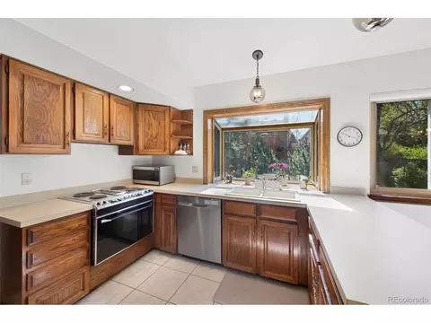 4626 E Links Dr, Centennial, CO 80122 photo 11