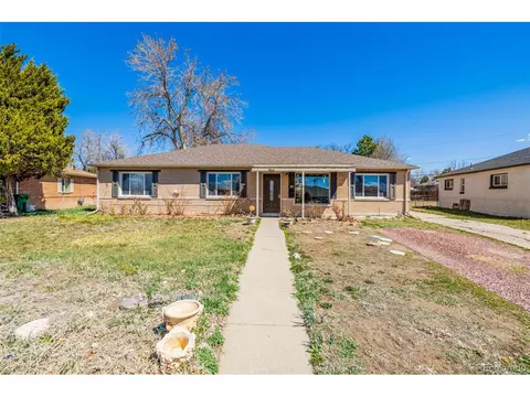966 Quari Ct, Aurora, CO 80011