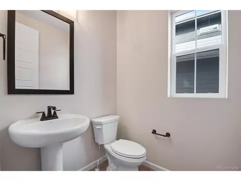 24661 E 33rd Dr, Aurora, CO 80019 photo 24