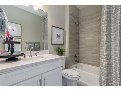 24470 E Ida Pl, Aurora, CO 80016 photo 3