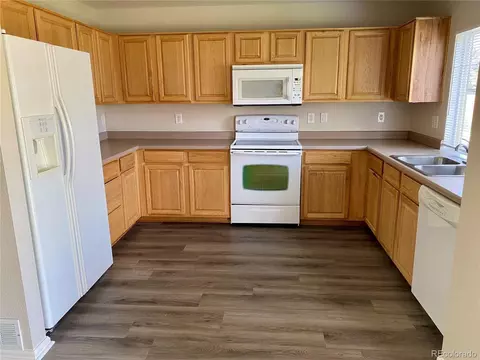 18114 E Amherst Dr, Aurora, CO 80013 photo 12