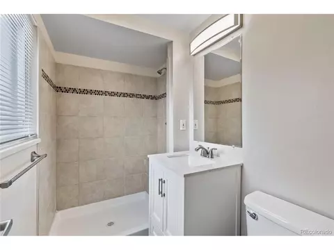 14898 E 12th Ave, Aurora, CO 80011 photo 8