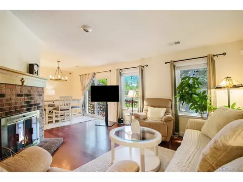 7198 E Dry Creek Cir, Centennial, CO 80112