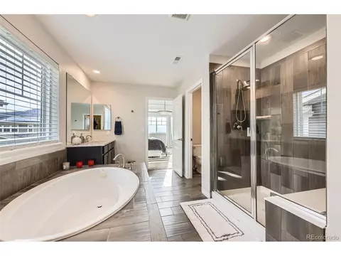 Bath - 6063 Eldora St, Golden, CO 80403 photo 4 of 7
