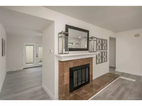 8632 E Amherst Dr #B, Denver, CO 80231 photo 6