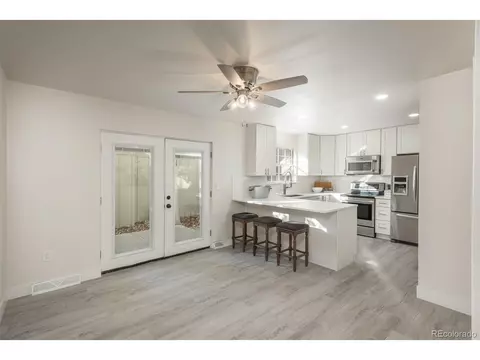 8632 E Amherst Dr #B, Denver, CO 80231 photo 7