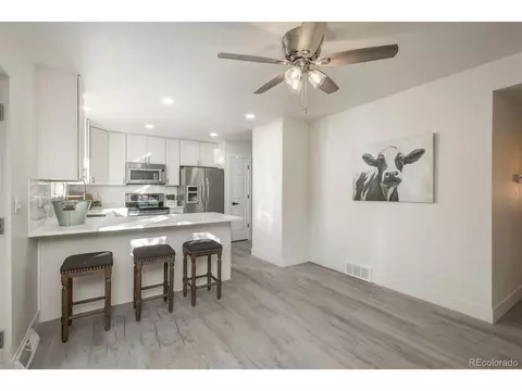 8632 E Amherst Dr #B, Denver, CO 80231 photo 9