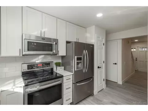 8632 E Amherst Dr #B, Denver, CO 80231 photo 14