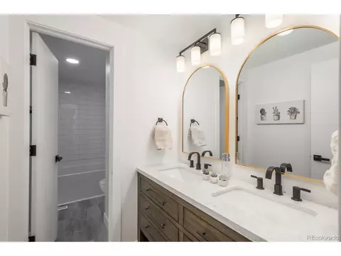 8632 E Amherst Dr #B, Denver, CO 80231 photo 19