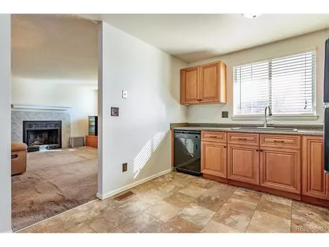5155 Deephaven Ct, Denver, CO 80239 photo 10