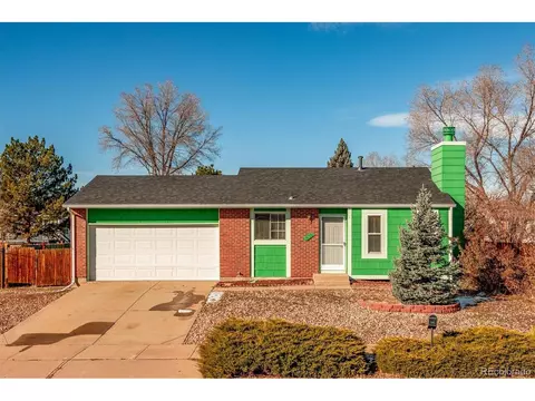 5155 Deephaven Ct, Denver, CO 80239 photo 2