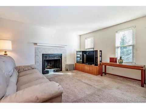 5155 Deephaven Ct, Denver, CO 80239 photo 5