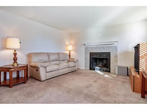 5155 Deephaven Ct, Denver, CO 80239 photo 4