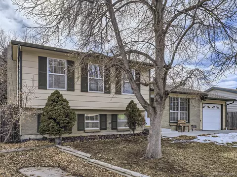 2682 S Mobile Way, Aurora, CO 80013