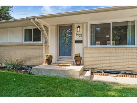 3921 S Uinta St, Denver, CO 80237 photo 1