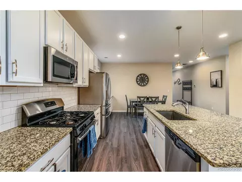 25625 E Maple Pl, Aurora, CO 80018 photo 8