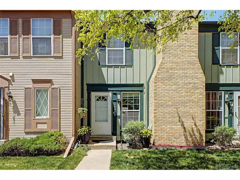 1685 S Blackhawk Way #B, Aurora, CO 80012