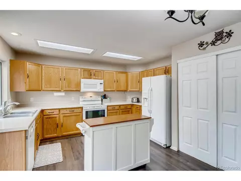 19554 E Ithaca Pl, Aurora, CO 80013 photo 8