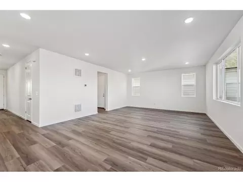 250 Lark Sparrow Way, Bennett, CO 80102 photo 9