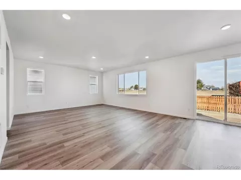 250 Lark Sparrow Way, Bennett, CO 80102 photo 8