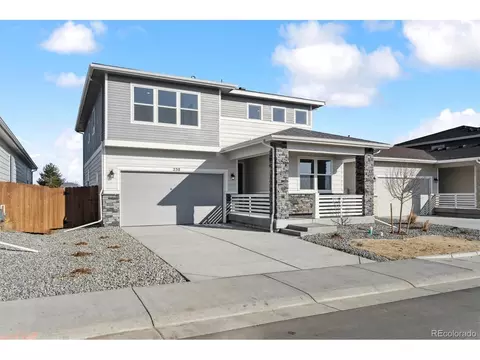 250 Lark Sparrow Way, Bennett, CO 80102 photo 2