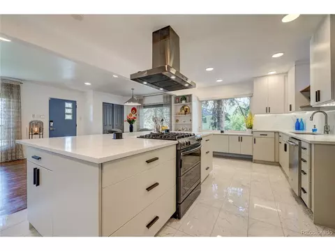 4595 E Harvard Ave, Denver, CO 80222 photo 10