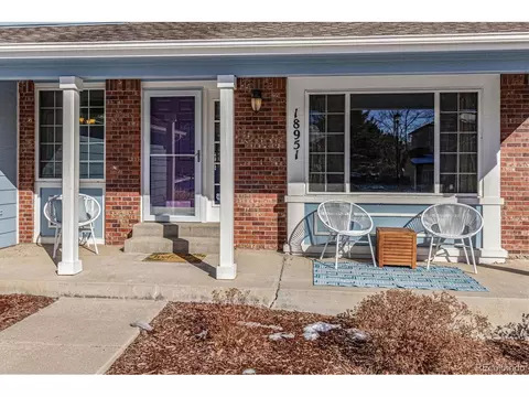 18951 E Prentice Pl, Centennial, CO 80015 photo 2