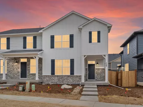 738 N Shawnee St, Aurora, CO 80018