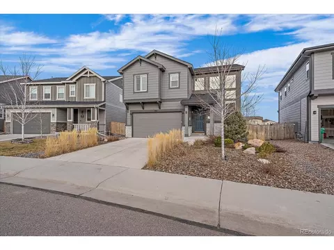 1061 White Leaf Cir, Castle Rock, CO 80108
