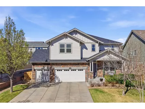 6247 S Muscadine Ct, Aurora, CO 80016