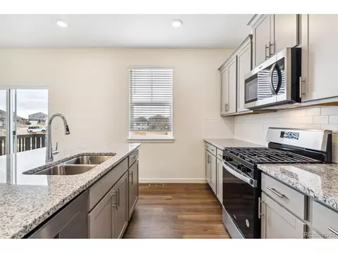 7705 E 159th Ave, Thornton, CO 80602 photo 10
