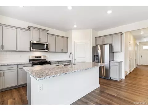 7705 E 159th Ave, Thornton, CO 80602 photo 9