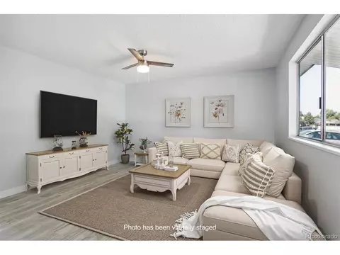 5174 Wheeling St, Denver, CO 80239 photo 5