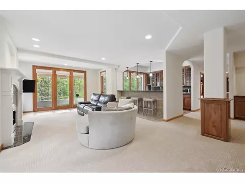 Living - 30 Carroll Ct, Black Hawk, CO 80422 photo 2 of 2