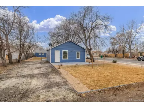 910 40th St, Evans, CO 80620 photo 3