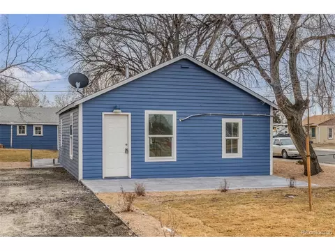 910 40th St, Evans, CO 80620 photo 4