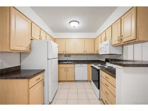 3335 S Ammons St #6-102, Lakewood, CO 80227