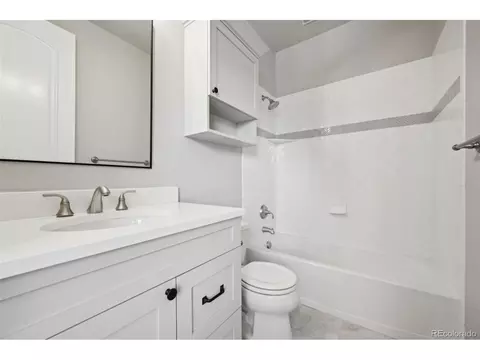 9158 E 25th Dr, Denver, CO 80238 photo 23